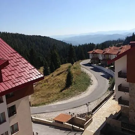 Apartment In Lucky Pamporovo