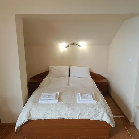 Apartment In Lucky Pamporovo